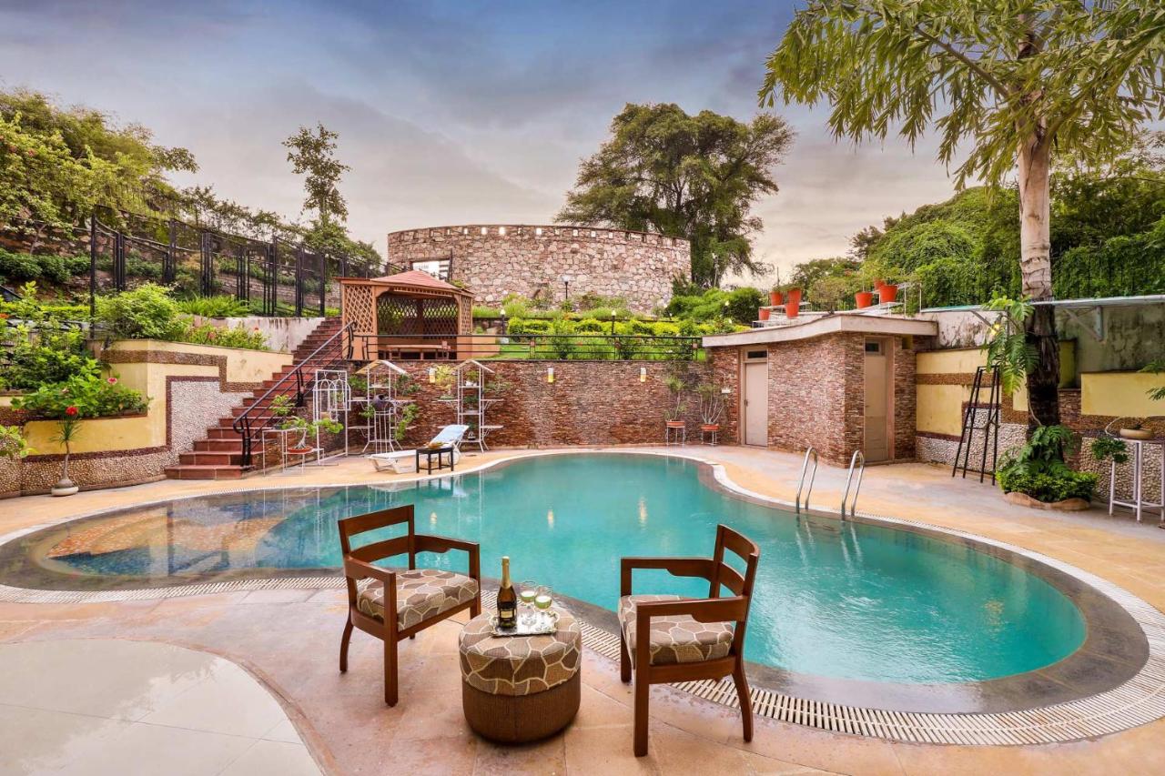 Stayvista'S Prakriti Farms With Outdoor Pool, Complimentary Breakfast And Hi-Tea Udaipur Eksteriør bilde